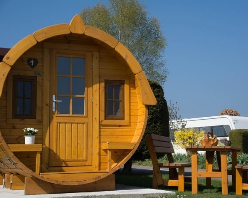 außergewöhnliche Unterkünfte - Campingfass